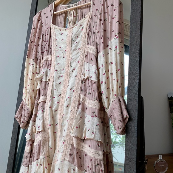 🦄 Anthropologie prairie dress in dusty rose - NWT out of stock online - Picture 5 of 15